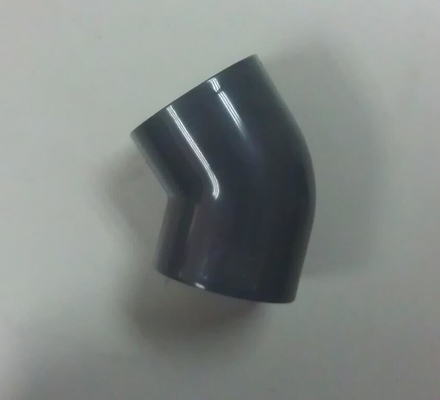 qualité  Large Insert Injection Molding Replacement Parts Custom Plastic Parts Injection Molding PVC Caps usine